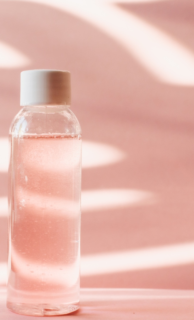 traitement à l'eau de rose pour la régénération cellulaire